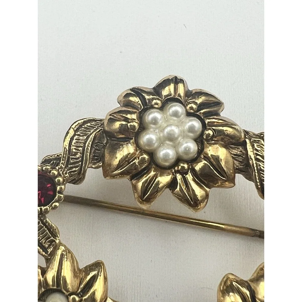 Vintage GAVIN Gold Wreath Brooch Faux Pearl Ruby Rhinestone Bow Size 1.75